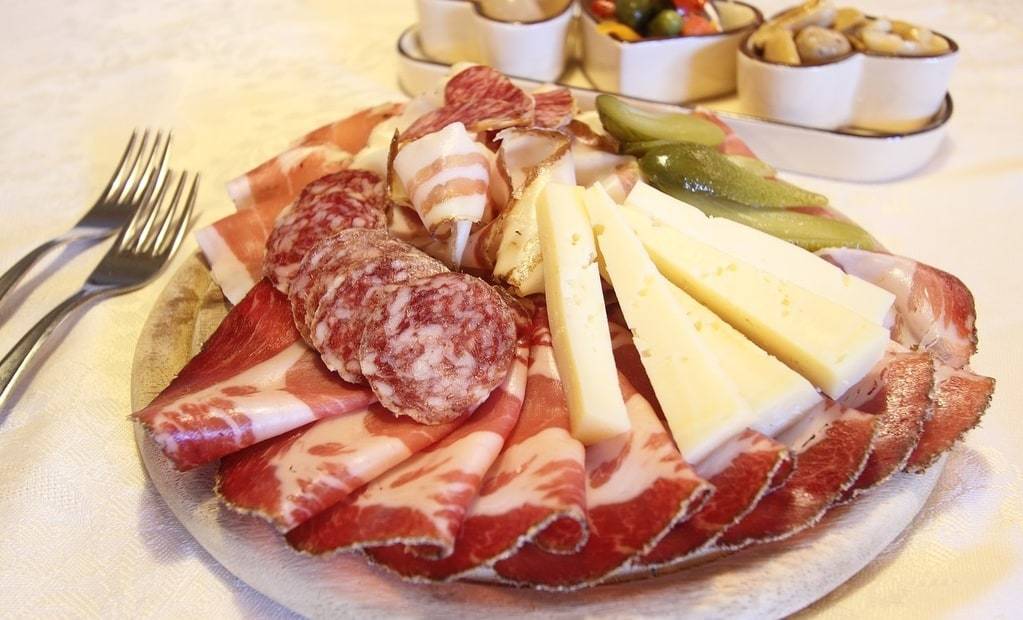 Comment composer une planche apéro généreuse ?